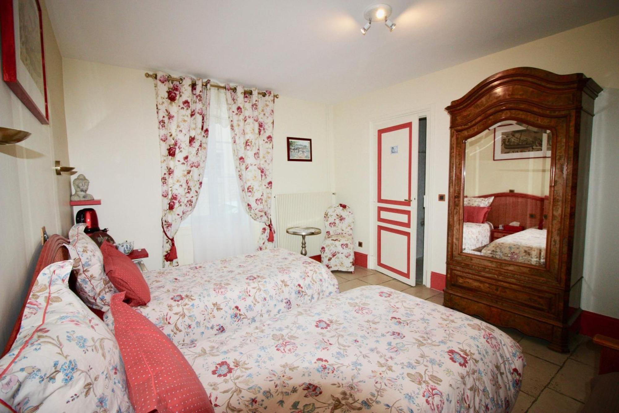 بايو Aggarthi Bed And Breakfast الغرفة الصورة